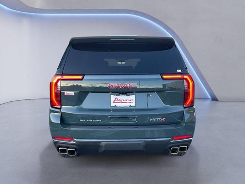 2026 GMC Yukon 4WD AT4