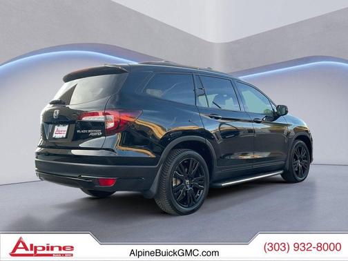 2022 Honda Pilot AWD Black Edition
