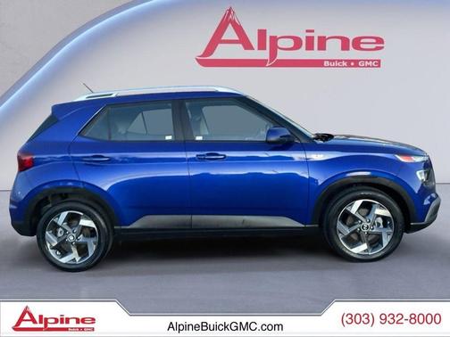 2025 Hyundai VENUE SEL