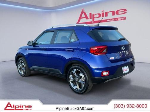 2025 Hyundai VENUE SEL