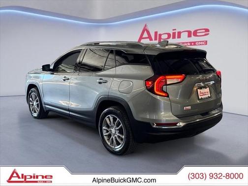 2024 GMC Terrain SLT