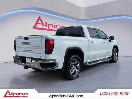 Summit White 2022 GMC Sierra 1500 SLT