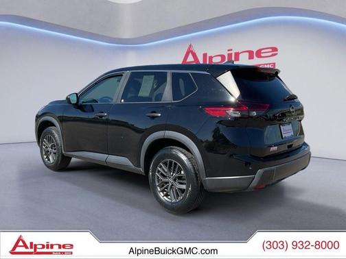 Super Black 2024 Nissan Rogue S