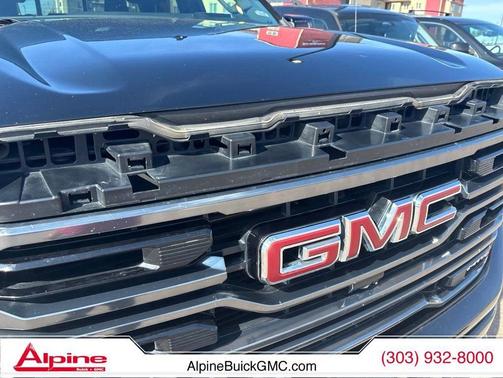 Onyx Black 2023 GMC Sierra 1500 AT4