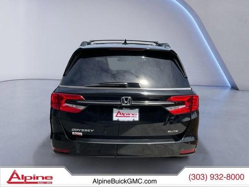 Crystal Black Pearl 2022 Honda Odyssey Elite