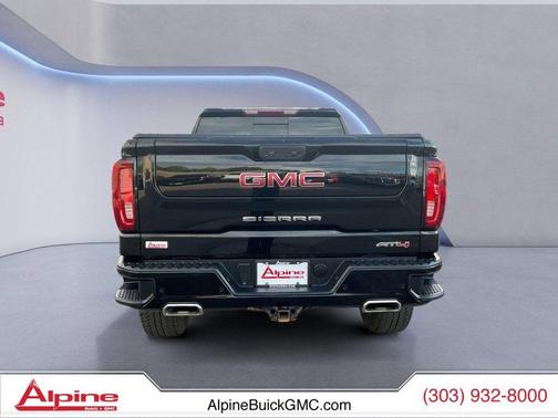 2022 GMC Sierra 1500 AT4