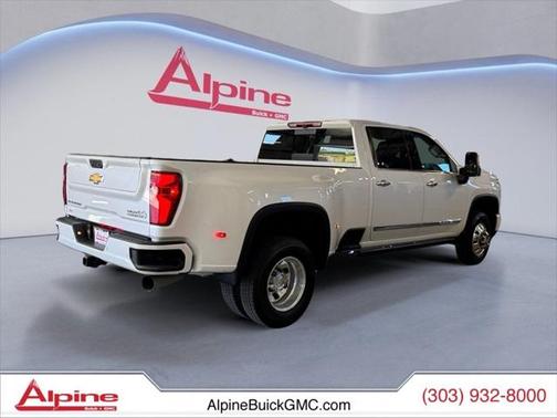 2024 Chevrolet Silverado 3500 High Country