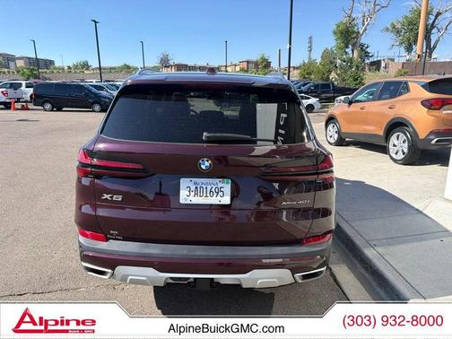 Ametrin Metallic 2025 BMW X5 xDrive40i