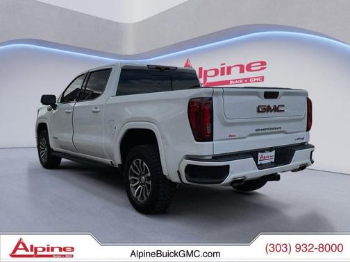 Summit White 2023 GMC Sierra 1500 AT4