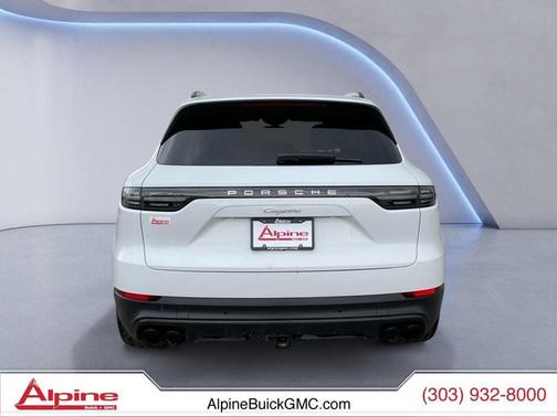 White 2022 Porsche Cayenne Cayenne
