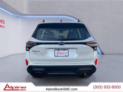 2025 Subaru Forester Base