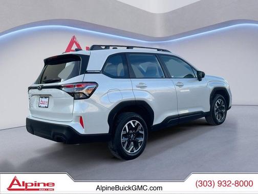 2025 Subaru Forester Base