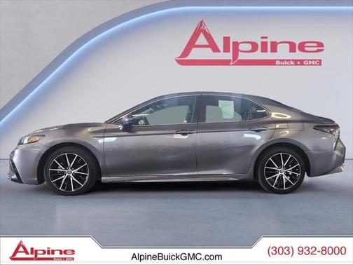 2021 Toyota Camry SE