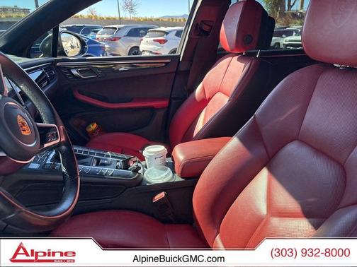 2021 Porsche Macan S