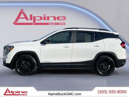 Summit White 2023 GMC Terrain SLE