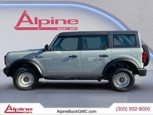 2022 Ford Bronco Base
