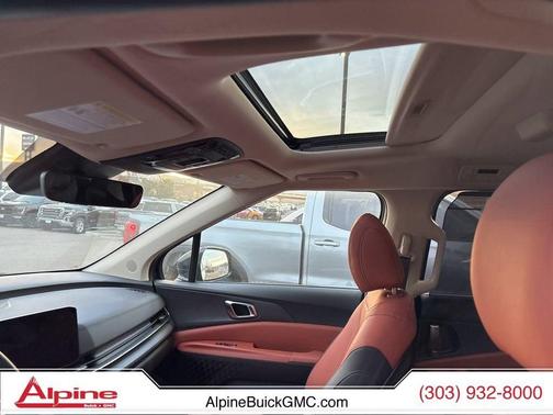 2025 Kia Carnival SX