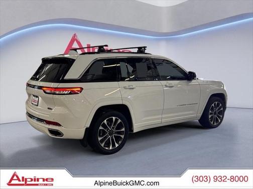 2022 Jeep Grand Cherokee Overland