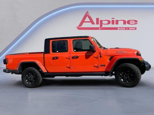 Punkn Metallic Clearcoat 2023 Jeep Gladiator Willys 4x4