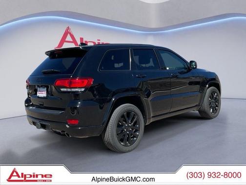 2021 Jeep Grand Cherokee Laredo