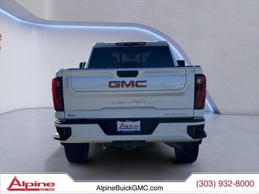 2024 GMC Sierra 2500 Denali