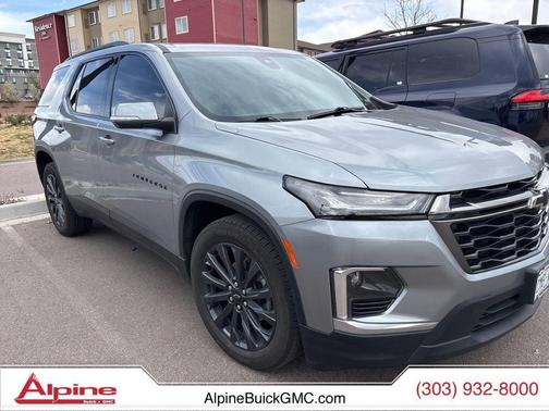 Sterling Gray Metallic 2023 Chevrolet Traverse RS
