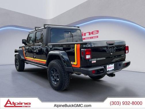 Black Clearcoat 2023 Jeep Gladiator Willys 4x4