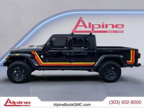Black Clearcoat 2023 Jeep Gladiator Willys 4x4