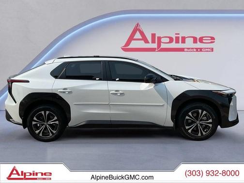 Wind Chill Pearl 2025 Toyota bZ4X XLE