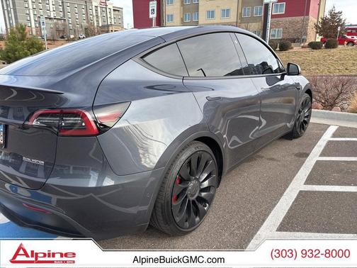 2022 Tesla Model Y Performance Dual Motor All-Wheel Drive