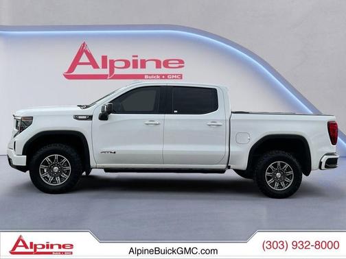 Summit White 2024 GMC Sierra 1500 AT4