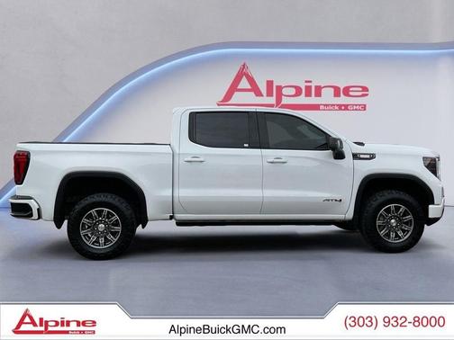 Summit White 2024 GMC Sierra 1500 AT4