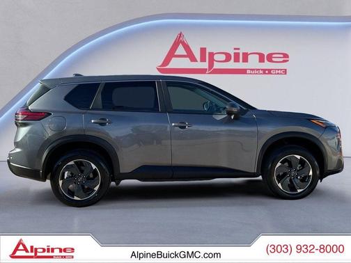 2024 Nissan Rogue SV