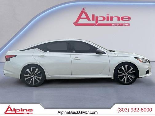 2020 Nissan Altima SR FWD