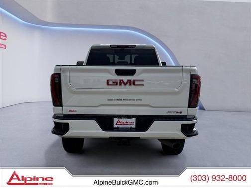 2024 GMC Sierra 2500 AT4