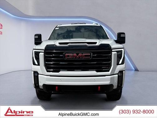 2024 GMC Sierra 2500 AT4