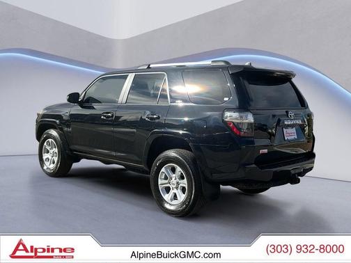 2022 Toyota 4Runner SR5