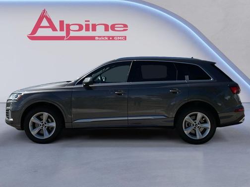 Samurai Gray Metallic 2022 Audi Q7 45 Premium Plus