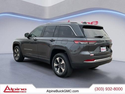 Baltic Gray Metallic Clearcoat 2022 Jeep Grand Cherokee 4xe Base