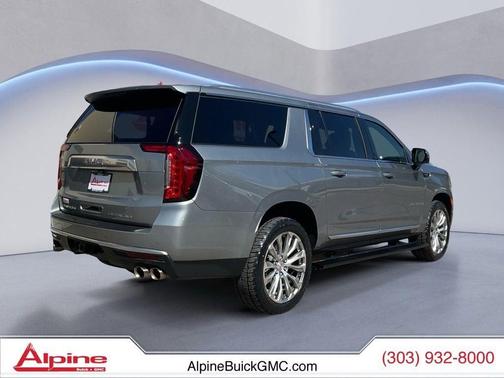 Sterling Metallic 2023 GMC Yukon XL Denali
