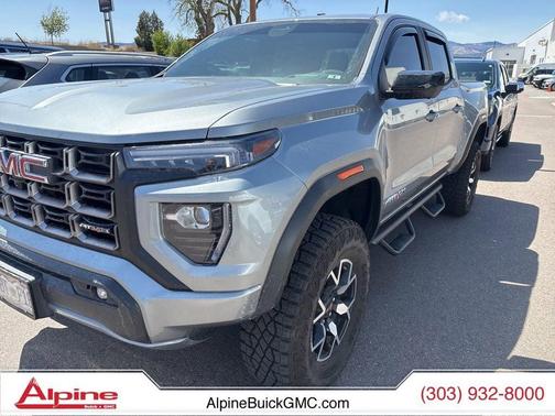 Sterling Metallic 2025 GMC Canyon AT4