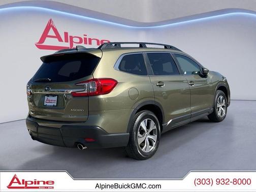 Autumn Green Metallic 2025 Subaru Ascent Premium 7-Passenger