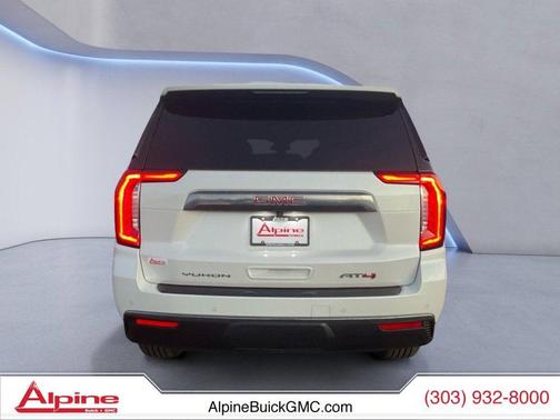 2023 GMC Yukon XL 4WD AT4