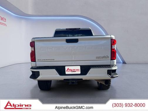 2023 Chevrolet Silverado 3500 High Country