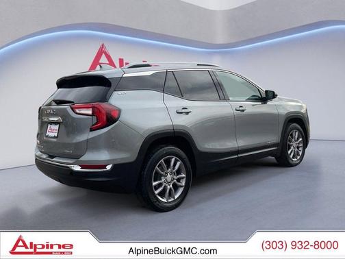 2023 GMC Terrain SLT