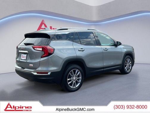 2023 GMC Terrain SLT
