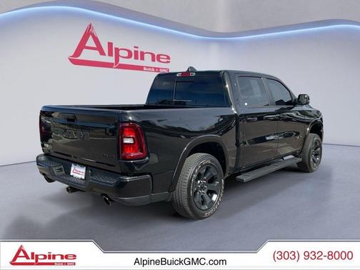 Diamond Black Crystal Pearlcoat 2025 RAM 1500 Big Horn/Lone Star