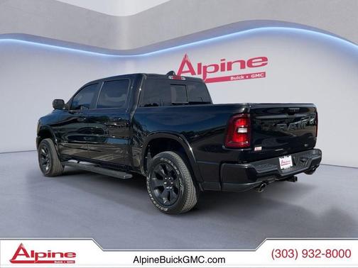 Diamond Black Crystal Pearlcoat 2025 RAM 1500 Big Horn/Lone Star