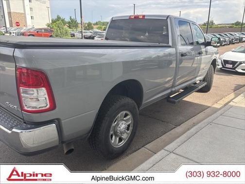 2022 RAM 3500 Tradesman Crew Cab 4x4 8' Box
