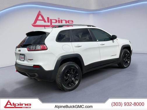 Bright White Clearcoat 2019 Jeep Cherokee Trailhawk